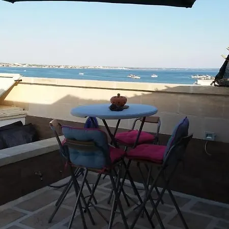 Mare Chiaro, Sul Mare Apartman *
